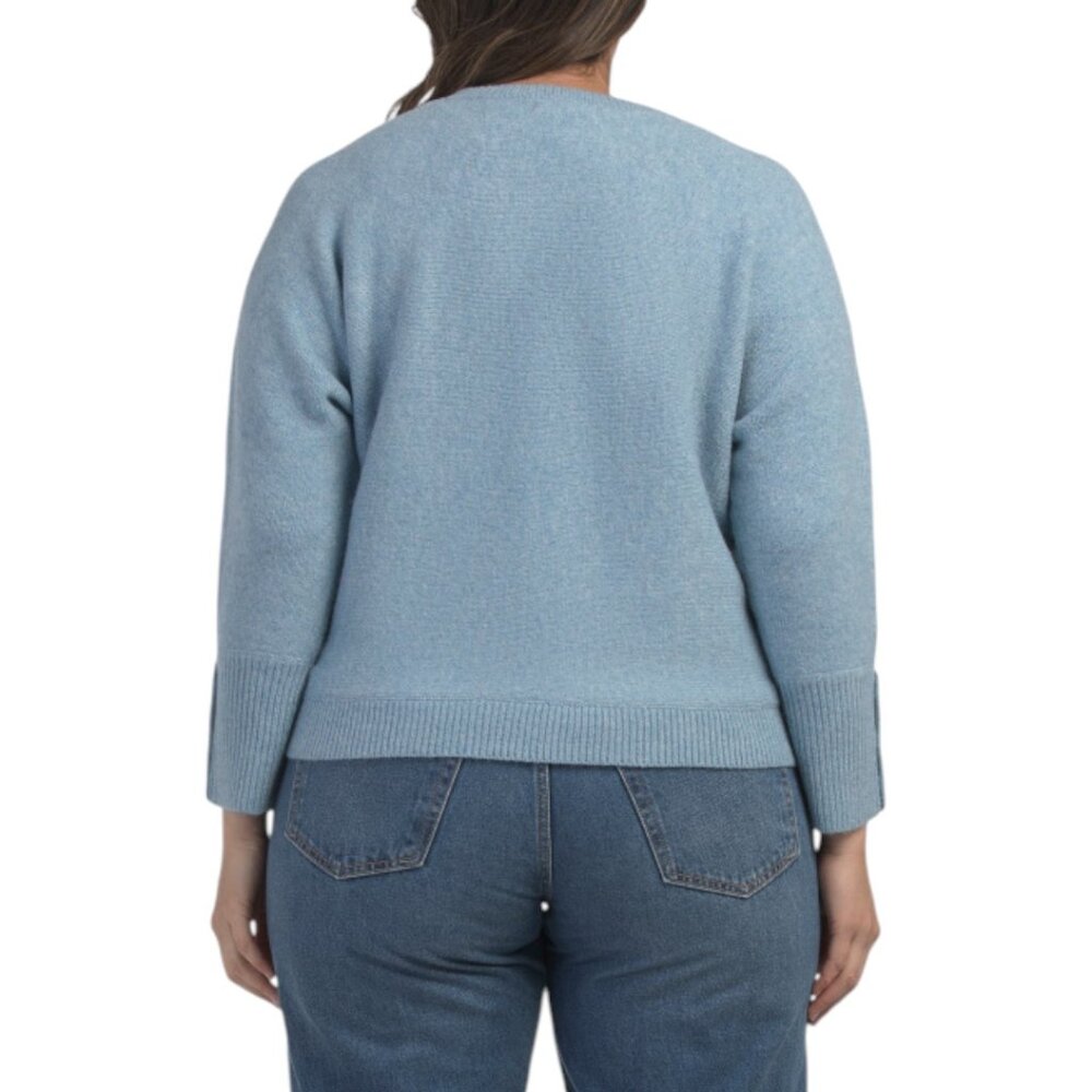 CUPCAKES & CASHMERE Plus Embroidered Swans Saddle Shoulder Sweater - Picture 2 of 3